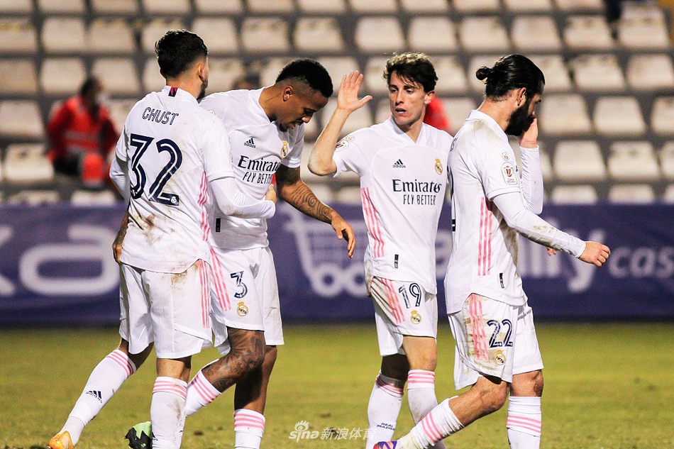 ملخص مباريات ريال مدريد وأرسنالصراع العمالقة في أوروبا
